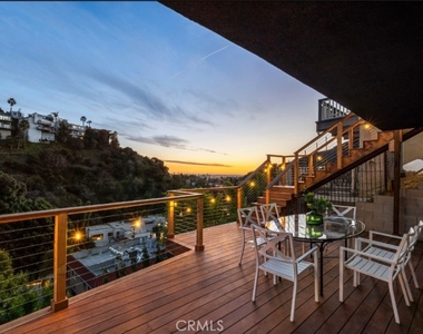 6422 Weidlake - Photo Thumbnail 1