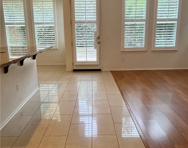 20619 Lugano Way - Photo Thumbnail 2
