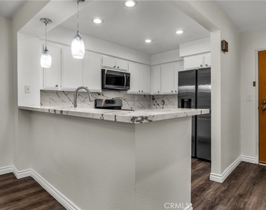 16866 Kingsbury - Photo Thumbnail 22
