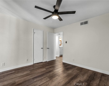 16866 Kingsbury - Photo Thumbnail 24