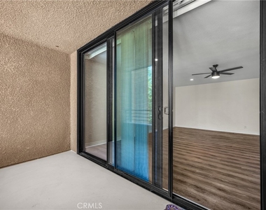 16866 Kingsbury - Photo Thumbnail 15