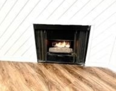 16866 Kingsbury - Photo Thumbnail 4