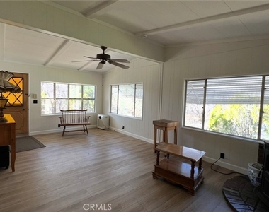 25 Chaparral Court - Photo Thumbnail 3