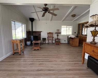25 Chaparral Court - Photo Thumbnail 13