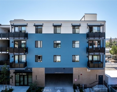 2475 Victoria Avenue - Photo Thumbnail 22
