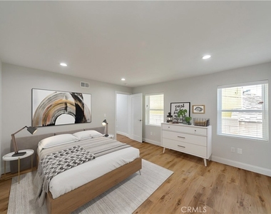 1928 Monterey Boulevard - Photo Thumbnail 17