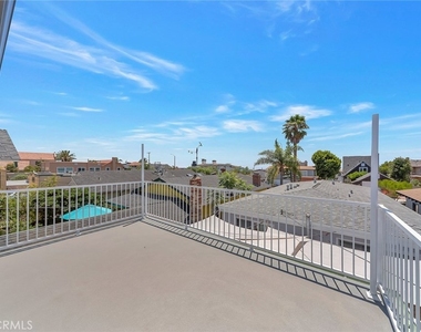 1928 Monterey Boulevard - Photo Thumbnail 14
