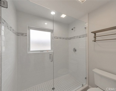 1928 Monterey Boulevard - Photo Thumbnail 23
