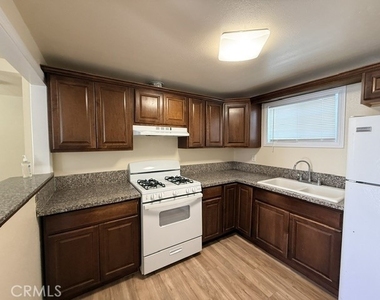 947 Dominguez - Photo Thumbnail 3
