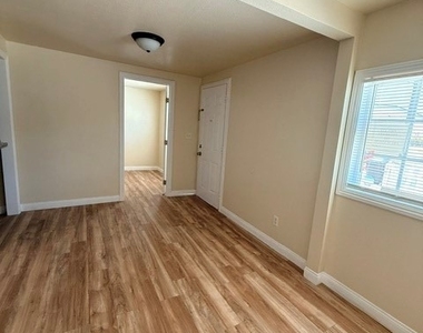 947 Dominguez - Photo Thumbnail 14
