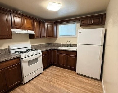 947 Dominguez - Photo Thumbnail 5