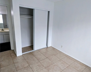 1620 W 209th Street - Photo Thumbnail 12