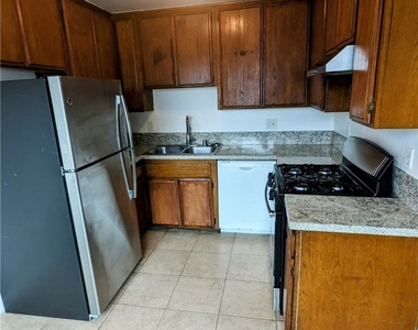 1620 W 209th Street - Photo Thumbnail 2