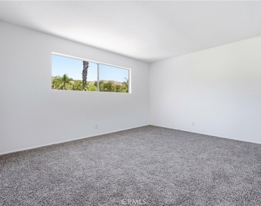 845 Woodcrest - Photo Thumbnail 16