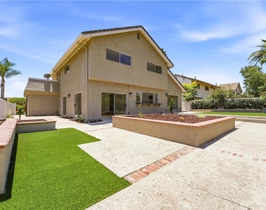 845 Woodcrest - Photo Thumbnail 30