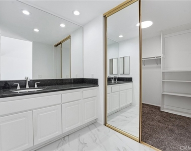 845 Woodcrest - Photo Thumbnail 21