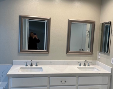8024 E Woodsboro - Photo Thumbnail 8