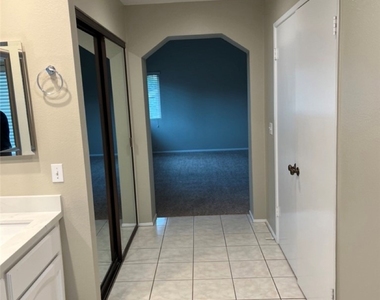 8024 E Woodsboro - Photo Thumbnail 11