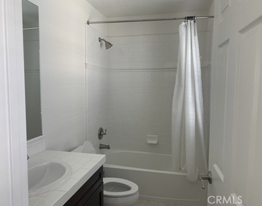 2891 Maricopa Street - Photo Thumbnail 5