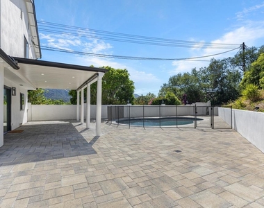 9321 Belvoir Avenue - Photo Thumbnail 10