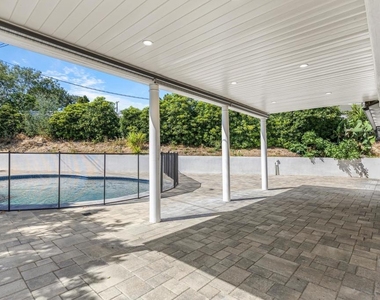 9321 Belvoir Avenue - Photo Thumbnail 8