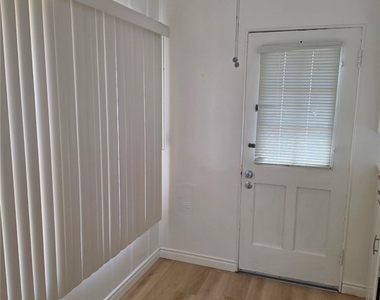 633 Park Avenue - Photo Thumbnail 10