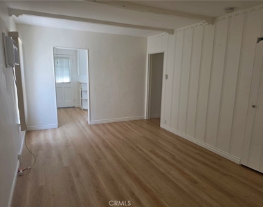 633 Park Avenue - Photo Thumbnail 6