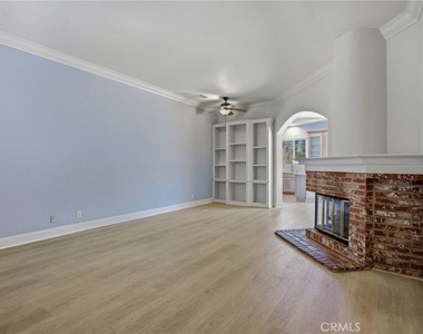 26201 Sunnyglen Avenue - Photo Thumbnail 2
