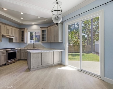 26201 Sunnyglen Avenue - Photo Thumbnail 9