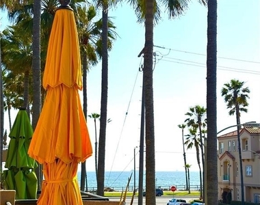 1200 Pacific Coast - Photo Thumbnail 8