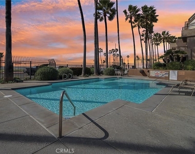 1200 Pacific Coast - Photo Thumbnail 14