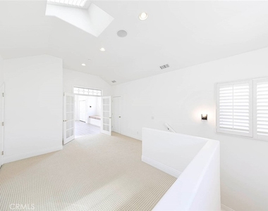 12 San Remo - Photo Thumbnail 32