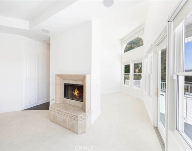 12 San Remo - Photo Thumbnail 23
