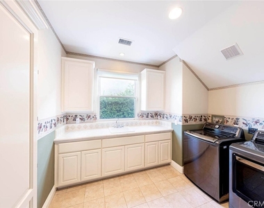 12 San Remo - Photo Thumbnail 43