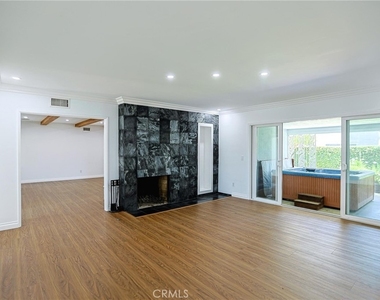 1200 W Rowan - Photo Thumbnail 14