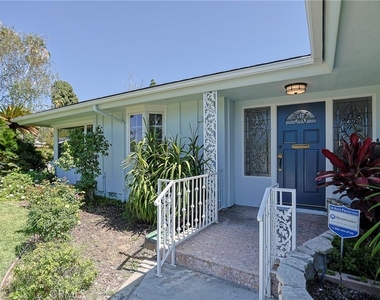 1200 W Rowan - Photo Thumbnail 3