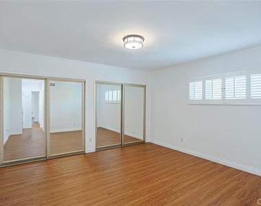 1200 W Rowan - Photo Thumbnail 21