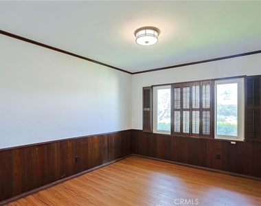 1200 W Rowan - Photo Thumbnail 28