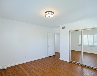 1200 W Rowan - Photo Thumbnail 24