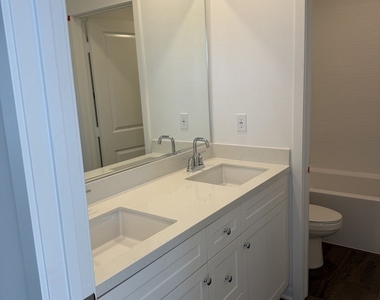 9567 E Silverstein Dr - Photo Thumbnail 25