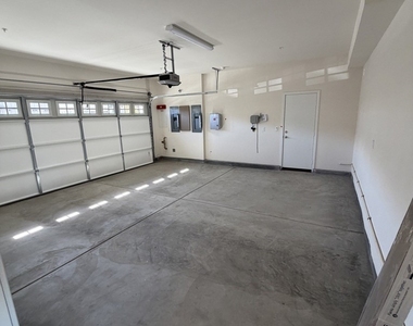 9567 E Silverstein Dr - Photo Thumbnail 8