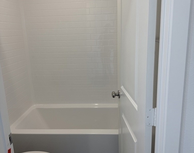9567 E Silverstein Dr - Photo Thumbnail 24