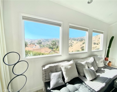 43 Flintlock Lane - Photo Thumbnail 2