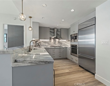 3141 Michelson - Photo Thumbnail 8