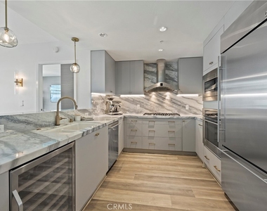 3141 Michelson - Photo Thumbnail 10