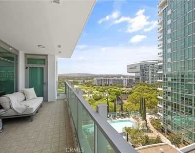 3141 Michelson - Photo Thumbnail 31