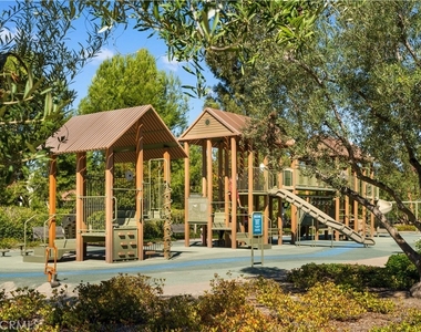 129 Coldwater - Photo Thumbnail 48