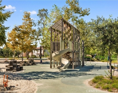 129 Coldwater - Photo Thumbnail 43