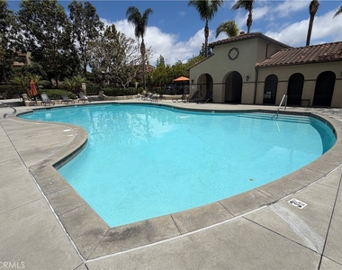 108 Calle Campanero - Photo Thumbnail 25