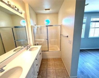 108 Calle Campanero - Photo Thumbnail 9